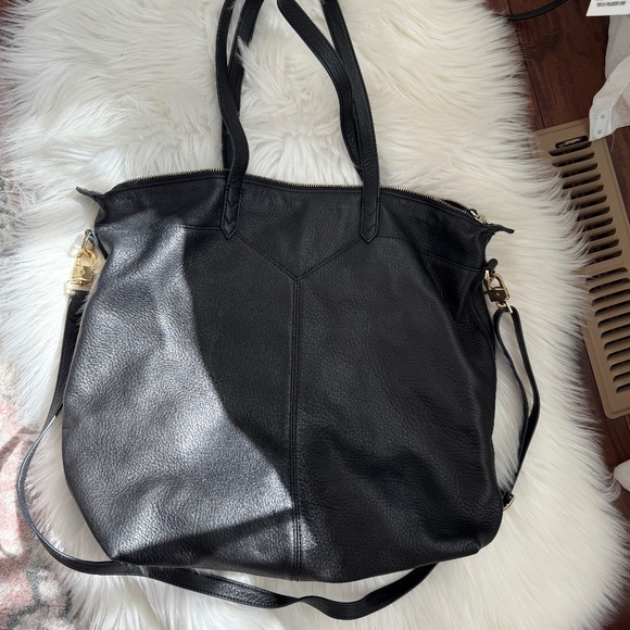 Stella & Dot Black Leather Covet Kensington Tote Bag with Gold Hardware Large - Picture 1 of 6